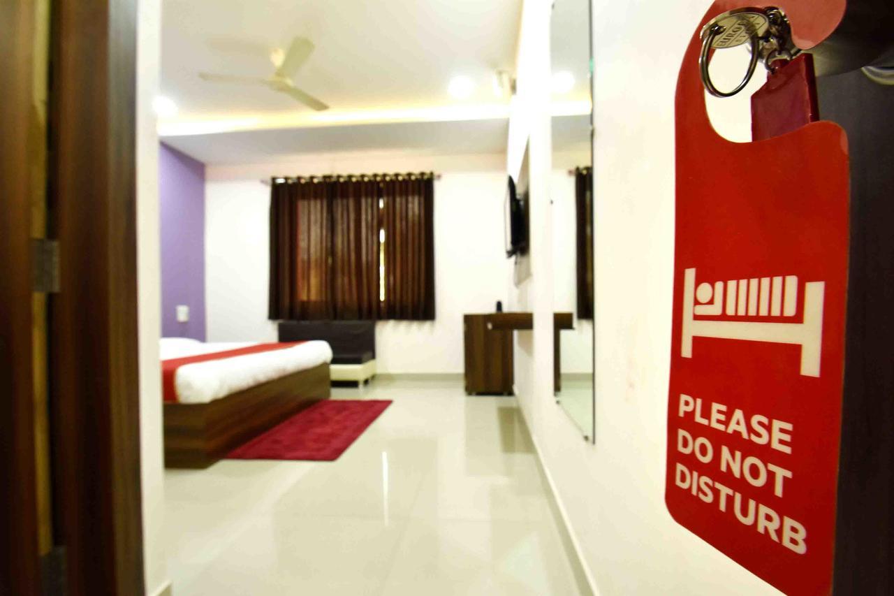 Hotel Hori Palace Ujjain Zewnętrze zdjęcie