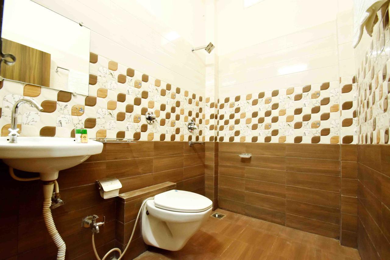 Hotel Hori Palace Ujjain Zewnętrze zdjęcie